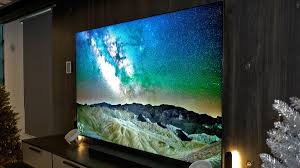 Samsung’s Giant New 8K TV: Is It the Ultimate TV Experience